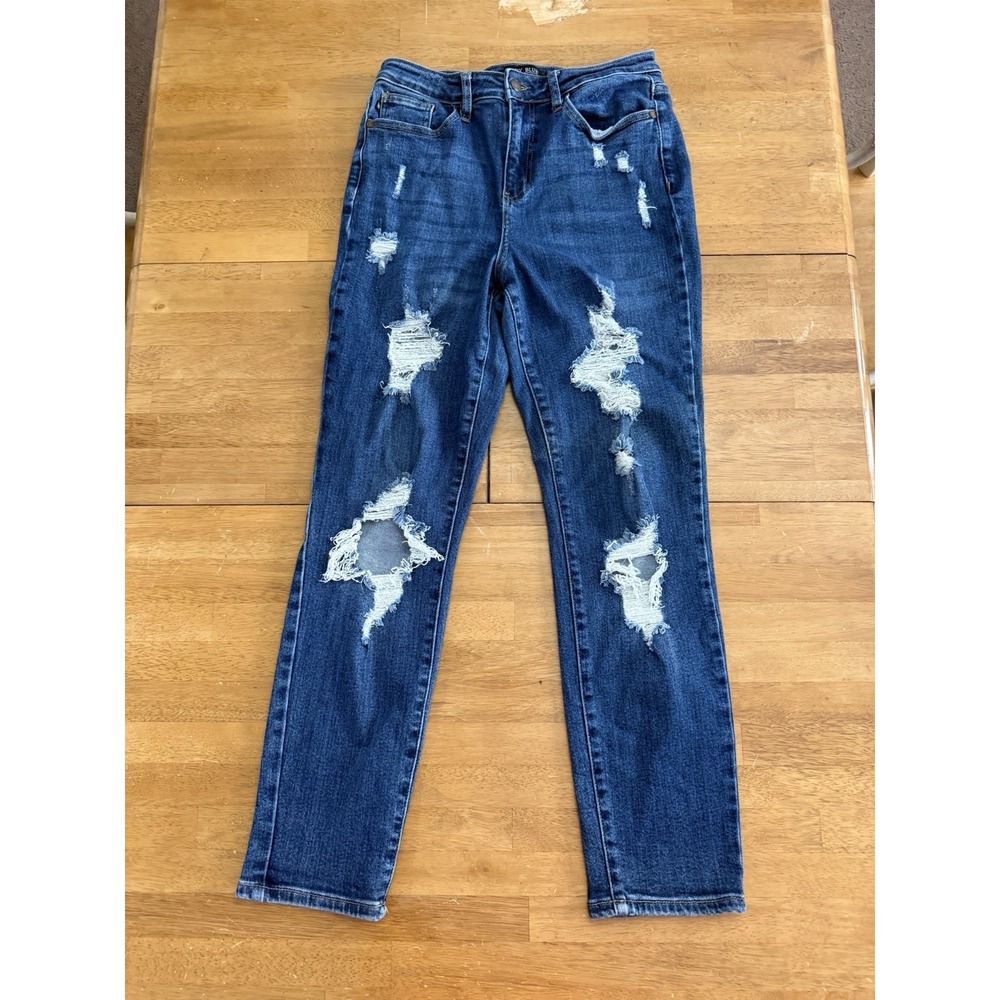 Judy Blue Jeans Women's 7/28 Distressed Boyfriend Fit High Rise Dark Wash Denim